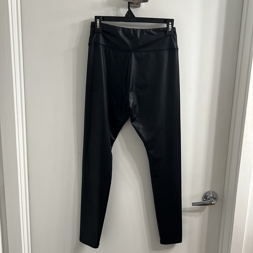 Wild fable liquid leggings - Picture 3 of 5